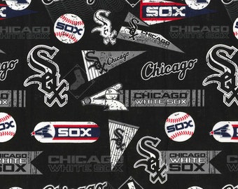 MLB CHICAGO White Sox Vintage Retro Print Baseball 100% cotton fabric  licensed material Crafts, Quilts, Home Decor