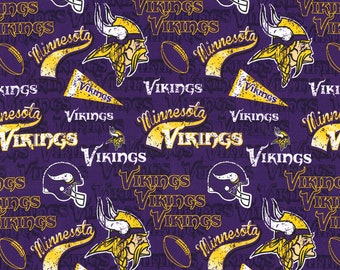 NFL MINNESOTA VIKINGS Vintage Retro Print fOOTBALL 100% cotton fabric licensed material Crafts, Quilts, Home Decor