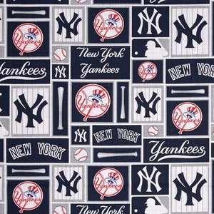 MLB NEW YORK YANKEEs Patchwork Baseball 100% cotton fabric material You choose length licensed for Crafts, Quilts, Home Decor