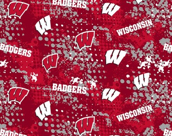 NCAA WISCONSIN BADGERS Splatter Print Football Material de tela 100% algodón que usted elija, edredones con licencia de longitud