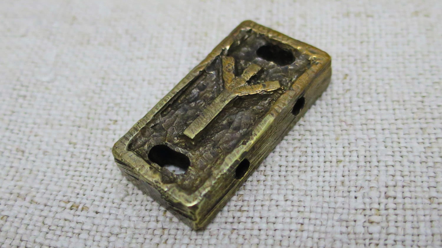 Algiz runa Bronze Algiz Elhaz Yr Rune Scroll Viking Amulet ...