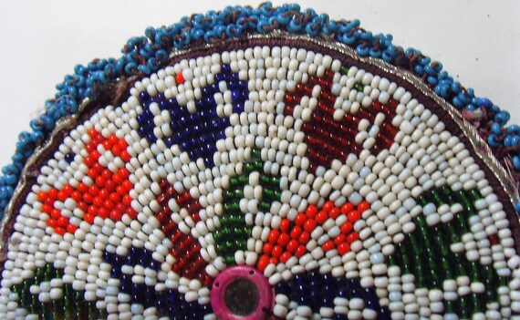 1920s antique museum grade extra large beaded med… - image 3