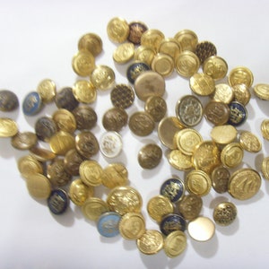 75 vintage and antique metal assorted buttons lot old collection unused et2010