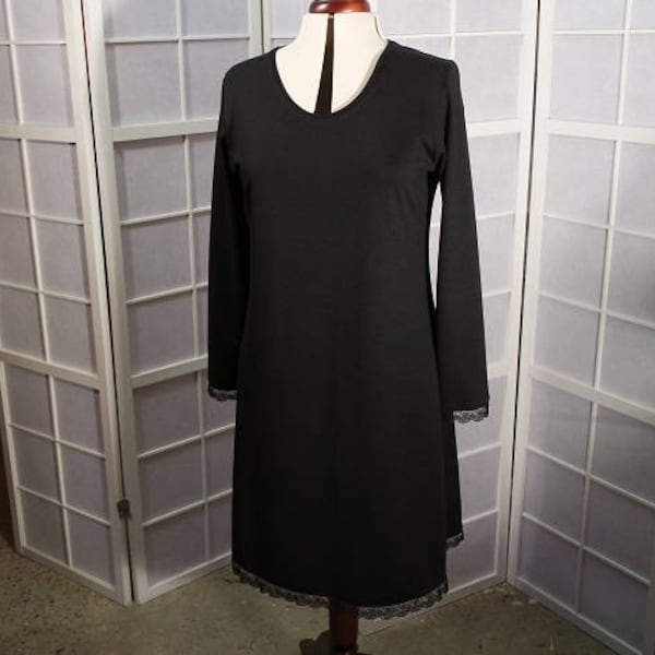 Petite robe noire, robe trapèze, robe noire, robe en crêpe jersey, robe habillée, robe manches longues, robe de soirée,