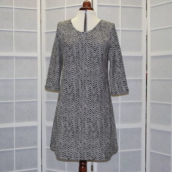 Robe en jersey chic taille 42 (UK 14, US 12), robe trapèze, manches 3/4,robe  en jersey  à motifs noirs et blancs