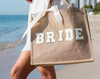 Custom Jute Honeymoon Beach Bag - Bride, name, Mrs, Just Married