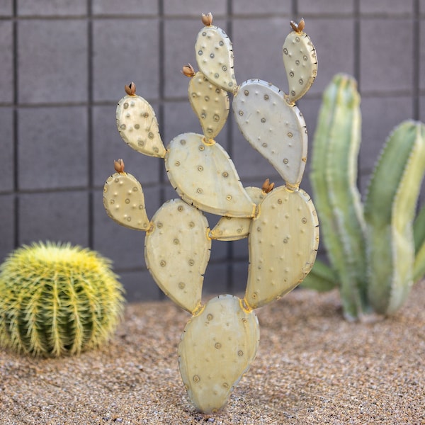 Prickly Pear Cactus Desert Landscaping, Zeroscaping, Xeriscape, Drought Resistant, No Maintenance, Yard Art, Sculpture- FREE Shipping