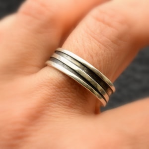 Rustic band ring in sterling silver, unisex ring, men&#39;s  silver ring size 11, Christmas gift for him