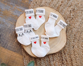 Anpassbare weiße Babysocken