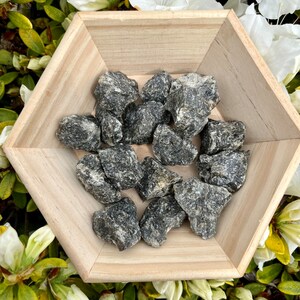 Raw Labradorite - Healing Crystal - Transformation, Intuition, Protection, Grounding