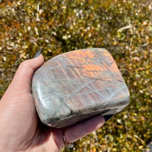 Labradorite Free Form - Sunset Flash! - Healing Crystal - Transformation, Intuition