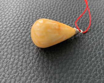 AMBER PENDANT Polished Yellow Egg Yolk Opaque Bead on Black Cord Unisex Jewelry 4g 11666