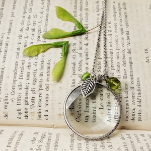 Romantic style long necklace. Magnifying Glass necklace. Reading monocle necklace. Loupe Necklace. Gift for mum. Gift for teacher