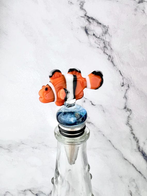 Handblown Glass Clownfish Bottle Stopper: Unique Wine and Beer Gift