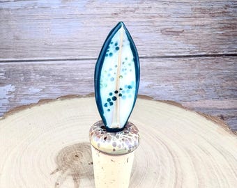 Planche de surf sur bouchon de bouteille en liège : verre soufflé à la main, fabriqué sur commande