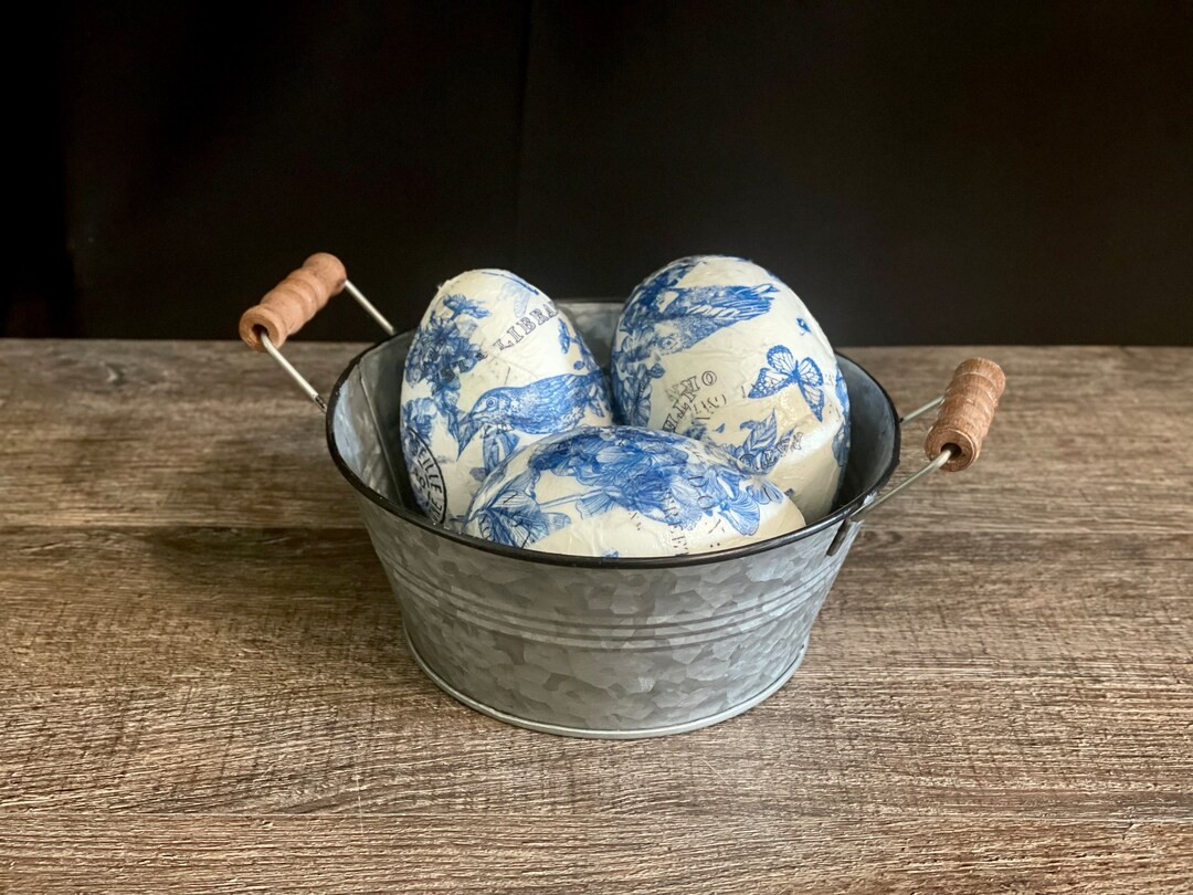 Egg Arrangement, Faux Blue Eggs, Blue and White Decoupaged Egg, Decoupage Easter Eggs, Easter