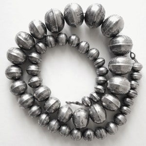 Stunning • 52g • 19&quot; • Navajo Pearls Graduated Sterling Stamped Beaded Necklace