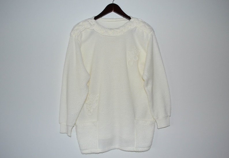white cardigan size 22