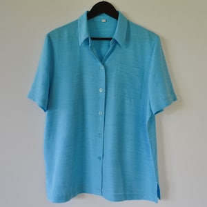 Vintage 80&#39;s Women turquoise Shirt Blue Summer shirt Short Sleeve Blouse Button up Mam Chemise Festival Blouse