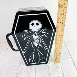 RARA bolsa de almuerzo vintage de Jack Skellington de Disneyland con forma de ataúd, Pesadilla antes de Navidad, Touchstone Pictures imagen 5