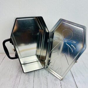 RARA bolsa de almuerzo vintage de Jack Skellington de Disneyland con forma de ataúd, Pesadilla antes de Navidad, Touchstone Pictures imagen 8