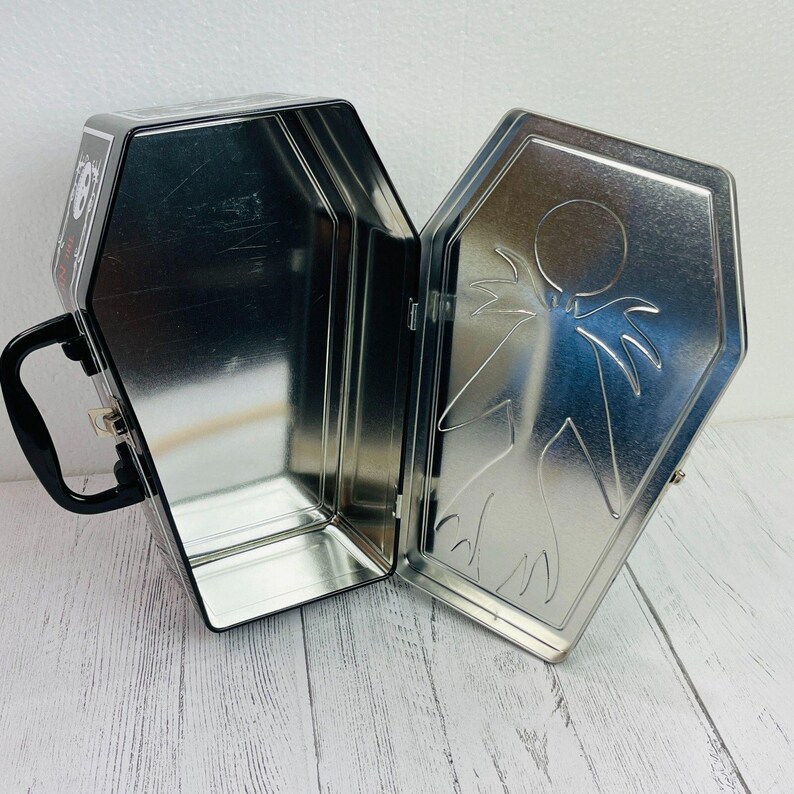 RARA bolsa de almuerzo vintage de Jack Skellington de Disneyland con forma de ataúd, Pesadilla antes de Navidad, Touchstone Pictures imagen 10