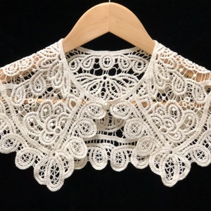 Oversized Ivory Lace collar Cotton Crochet Detachable Collar, Peter pan Collar, Fake Collar, Fake Lace Collar