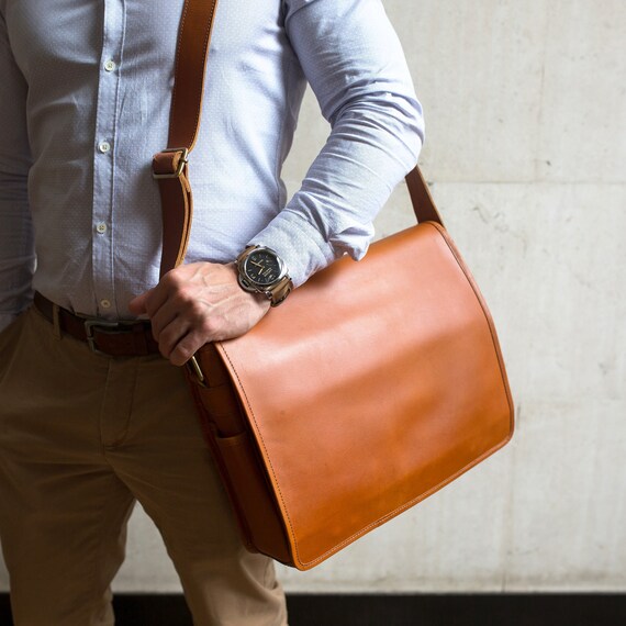 mens leather laptop messenger bag