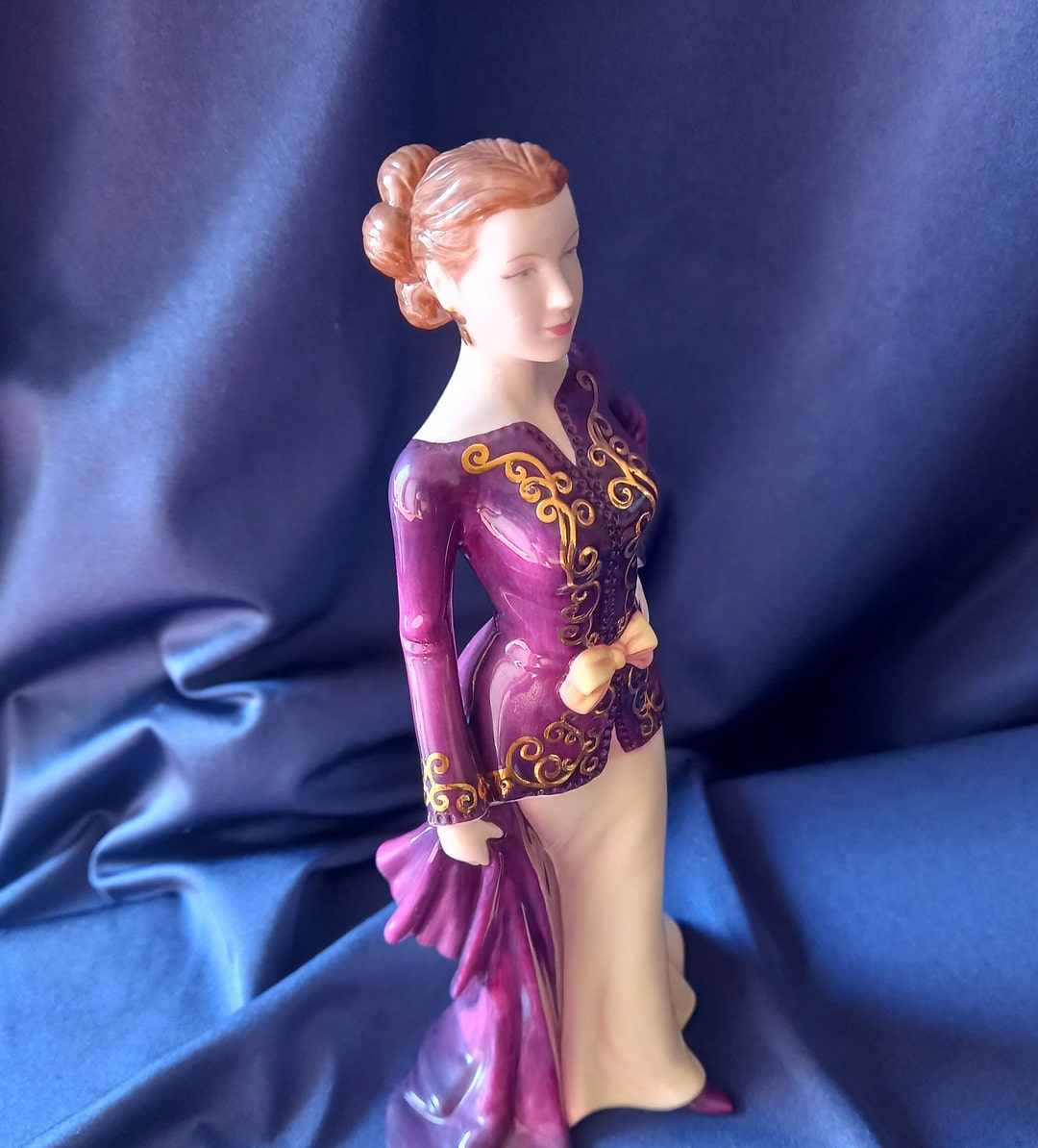 Royal Doulton Figurine, Royal Doulton Lady, Pretty Ladies, Royal