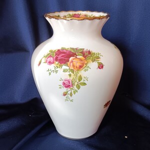 ロイヤルアルバート、オールドカントリーローズ - 花瓶 - Etsy 日本