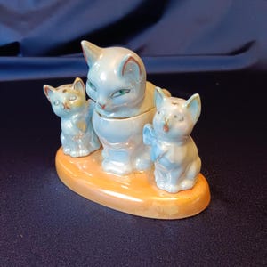 Cat Salt and Pepper Shakers, Cruet Set, Condiment Set, Novelty Salt and Pepper, Vintage Kitchen, Kitsch Salt and Pepper, Kitchen Decor, Gift