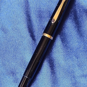 Pelikan 万年筆 ブラック ゴールドトリムM150 Pelikan M150 Black