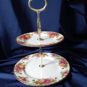 Old Country Roses, Royal Albert, Vintage Cake Stand, Cake Plate, 2-tier Cake Stand, Country Roses Cake Stand, Afternoon Tea, Tea Party, Gift