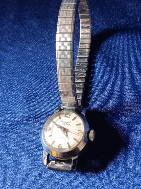 Germinal Voltaire ladies wrist watch Vintage Vintage Swiss Germinal Voltaire 17 Jewels Classic Gold  main image 4