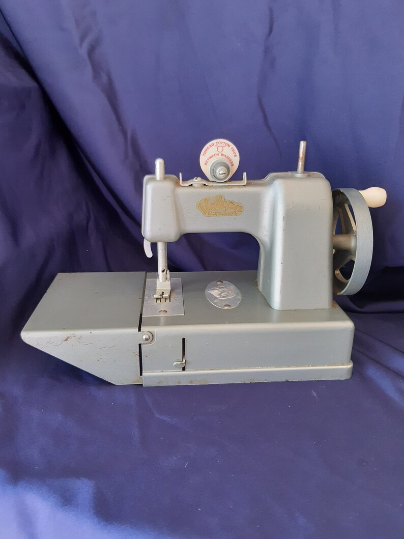 Vulcan Featherweight Vulcan Sewing Machine Toy Sewing | Etsy