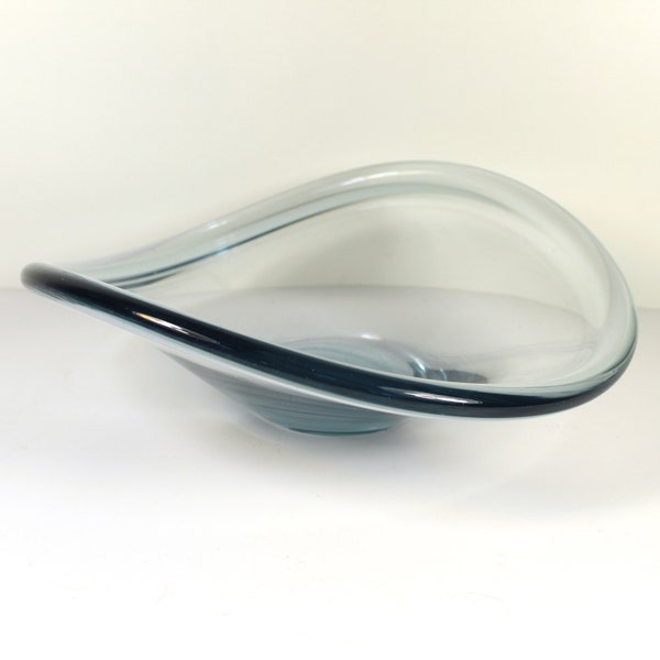 A 1960's Holmegaard glass Per Lutken 'Selandia' bowl