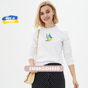Sweatshirt with dove of peace, ukrainian sweatshirt with embroidery, support for Ukraine, gift for her, birthday gift