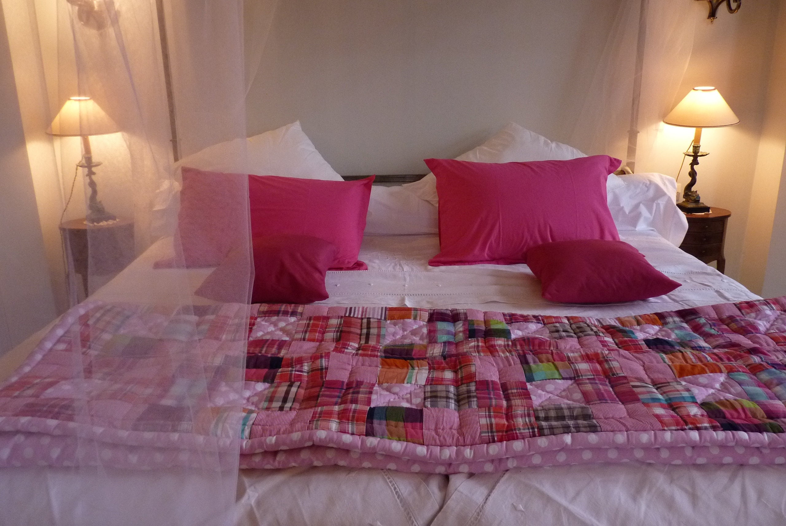 Plaid Dessus de Lit Couverture en Coton Jeté Réversible Patchwork Quilt Dominante Madras Rose Fabulo