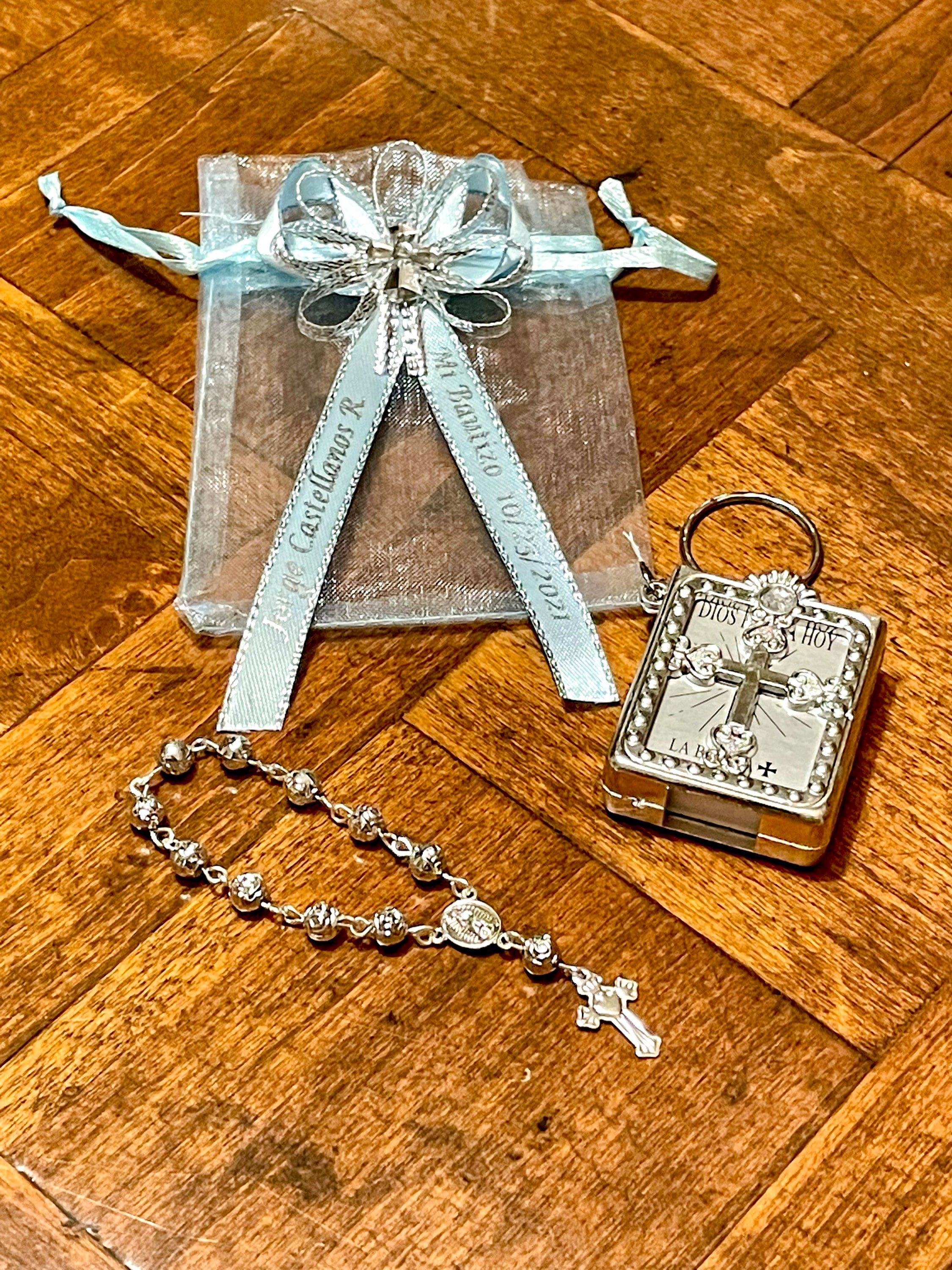 12 Baptism Mini Bibles And Rosary Silver and Blue Favor Personalized Recuerdo de Bautizo Con Rosario Personalizado Azul