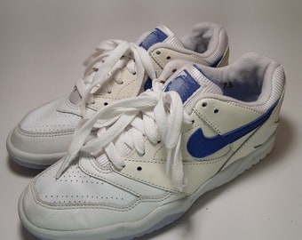 retro nike shoes from the 90s