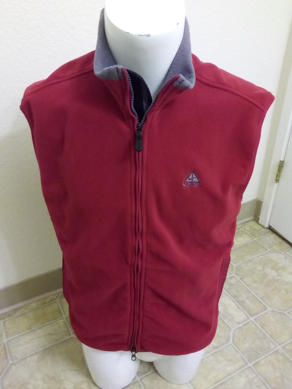 nike acg fleece vest