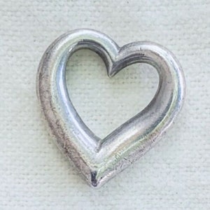 Retired James Avery Sterling Silver 925 Freeform Heart Pendant - comes in a JA pouch and box