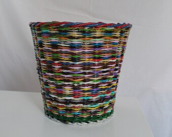 Waste paper basket made of newspaper, small, colorful
