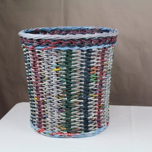Newspaper recycle bin, large, zigzag pattern