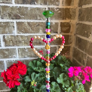 garden gift for mom, mothers day gift, heart garden stake, yard garden decor, beaded plant stake, sun catchers, Valentines heart decor