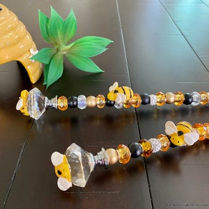bee decor, bee garden stakes, bumblebee stakes, honey bee garden, garden decor stakes, bee sun catcher
