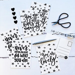 Lot de 6 cartes postales typographiques monochromes