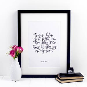 Impression You Go Before Me - Psaume 139:5 - estampes chrétiennes - art de versets bibliques - cadeaux chrétiens - cadeau de baptême - art mural