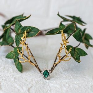 Elf tiara Green Fairy tiara with horns Elven circlet for cosplay Leaf laurel crown for women Bridal elf headband Wedding Hair accessories