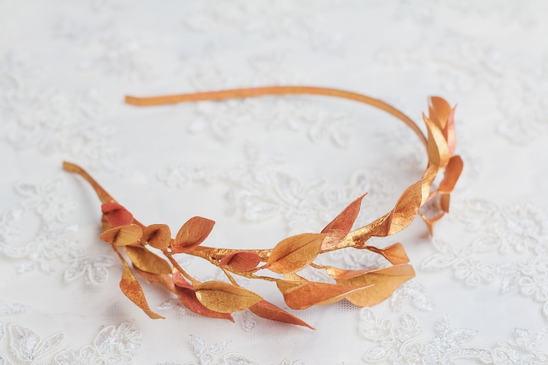 Laurel leaf tiara Greek goddess crown Silver crown Bridal side headband Woodland hair piece Grecian Gold Leaf Headpiece Floral wedding tiara image 4